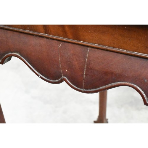 3123 - Mahogany Ball & Claw Foot Centre Table