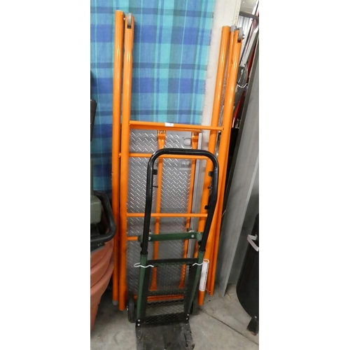 10 - Sack Barrow & Stage Ladders