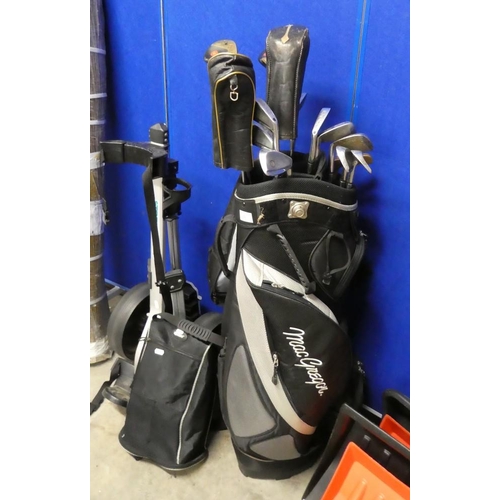 21 - Golf Clubs, Bag & Trolley