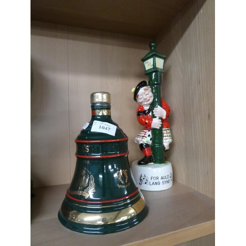 1047 - Bells Scotch Whisky Decanter - Christmas 1994 & Auld Land Sine Musical Decanter.