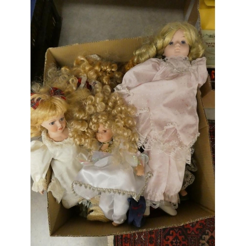 1330 - Box - Modern Collectors Dolls.