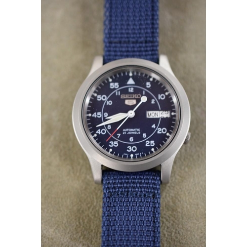 2170 - Gents Steel Seiko Wristwatch with All Weather Nylon Strap.