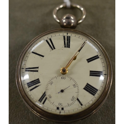 2193 - Large Victorian Gents Chester Silver Pocket Watch - Large Roman Numerals Gold Hands