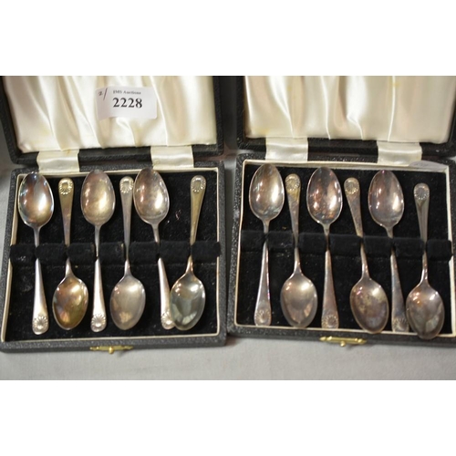 2228 - Two Sets of Matching Sheffield Silver Coffee Spoons in fitted cases, 3.6oz troy.