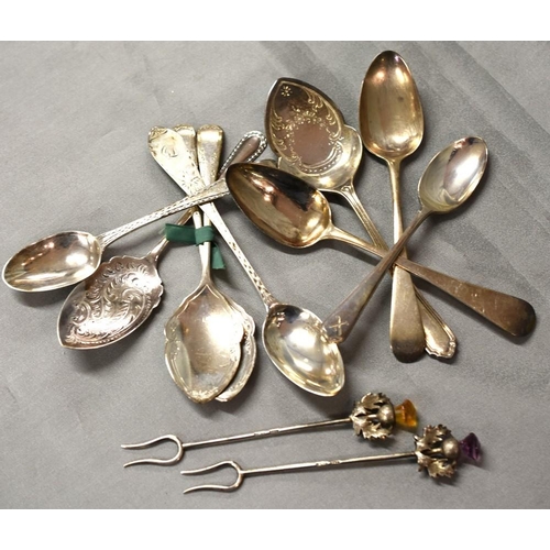 2260 - Assorted Silver Tea Spoons, Pickle Fork etc, 5.4oz troy.