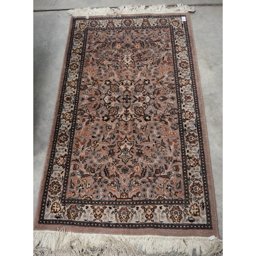 3004 - Fringe & Border Geometric Rug  30cm x 52cm