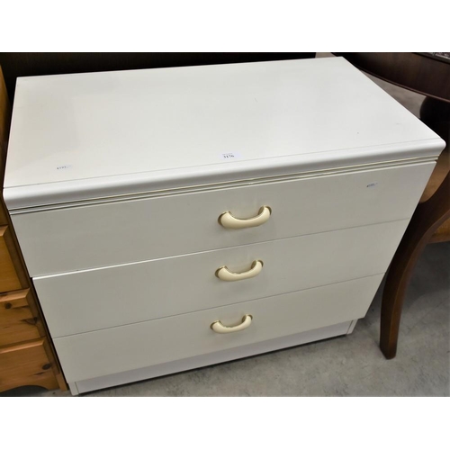 3176 - Vintage 3 Drawer Chest