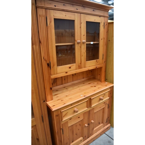 3218 - Pine Dresser