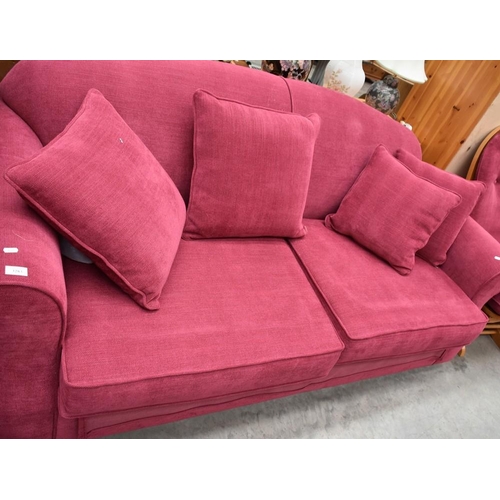 3283 - Raspberry Coloured Fabric Upholstered Bed Settee