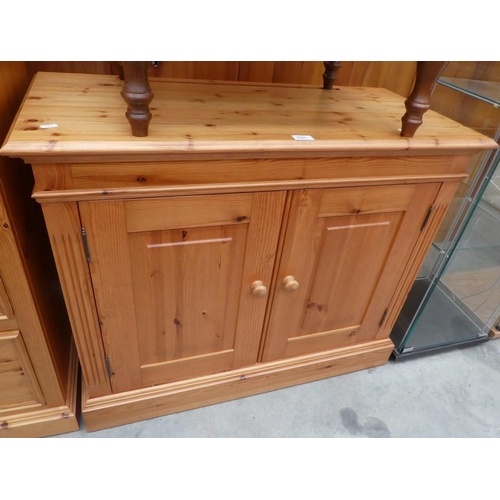 3312 - Pine Cabinet