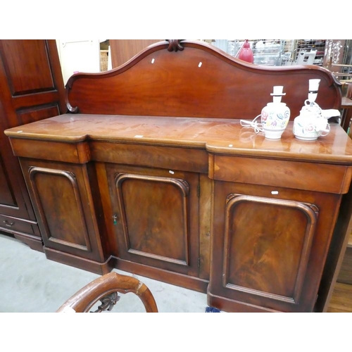 3474 - Victorian Mahogany 3 Door Chiffonier