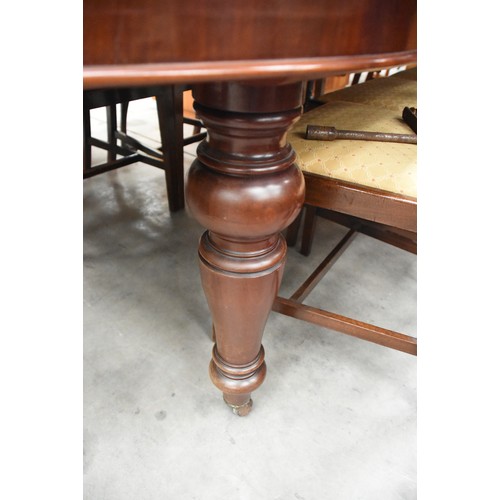 3358 - Victorian Mahogany Wind-Out Dining Table, 2 Leaf's & 6 Chairs