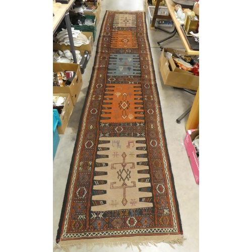 2499 - Eastern Wool Runner 400 x 77cm.