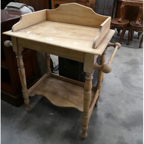 3347 - Victorian Pine Washstand