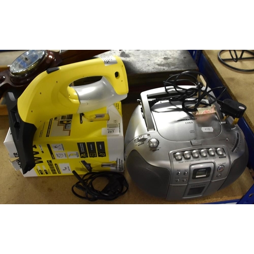 217 - Karcher Window Vac and Hitachi Stereo