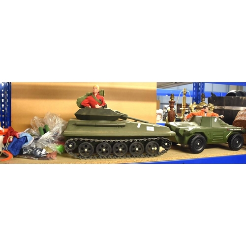 290 - 2 Action Men, 2 Tanks and Accessories