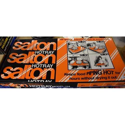 303 - Salton Hot Tray