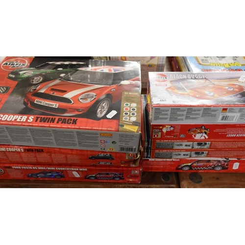 485 - 8 Boxed Model Kits