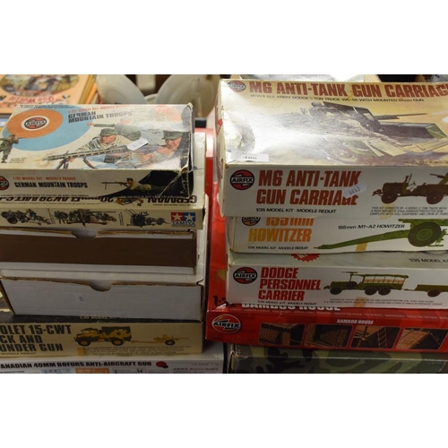 486 - 11 Boxed Model Kits