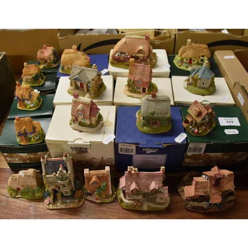 519 - Assorted Lilliput Lane Collectors Cottages (17)