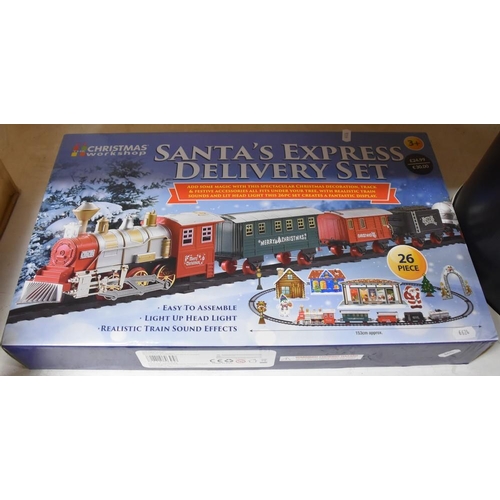 661 - Santa Express Train Set