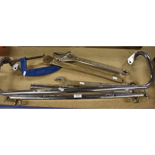 1122 - G-Clamp, Large Spanners, Car Brackets, etc