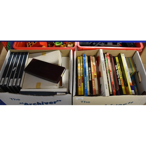 1233 - 2 Boxes - Place Mats, Children's Annuals, etc