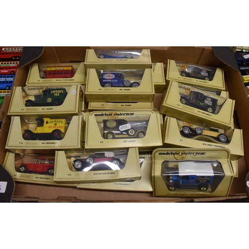 1450 - 1 Box- Diecast Model Collectable Vehicles