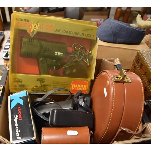 1453 - Box - Vintage Cameras