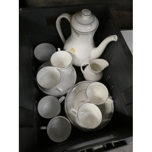 2633 - Box,  Royal Doulton Andante Pattern Coffee Set.