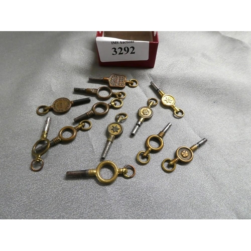 3292 - Small Box - Pocketwatch Winding Keys.