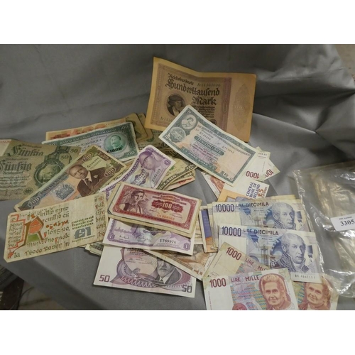 3305 - Assorted World Banknotes.