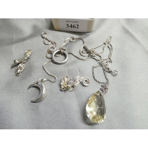 3462 - Small Box - Silver Cufflinks, Chain, Tie Pin etc.