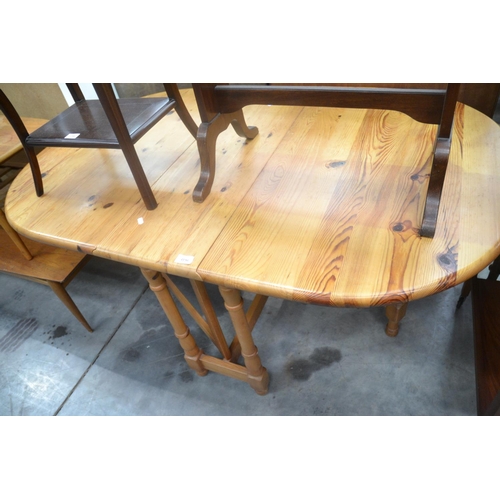 4190 - Pine Gate Leg Dining Table