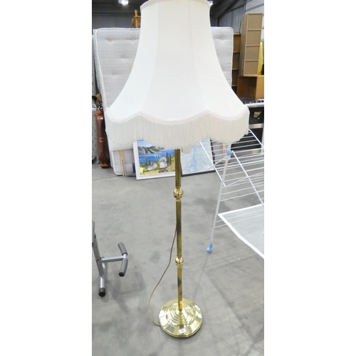 4523 - Standard Lamp