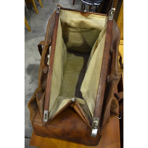 1195 - Large Gladstone Bag