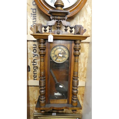 1075 - Early 20th Century Wall Clock.