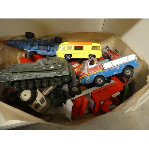 1086 - Box - Diecast Collectors Vehicles.