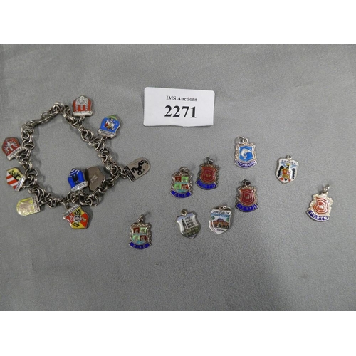 Lot 2271      