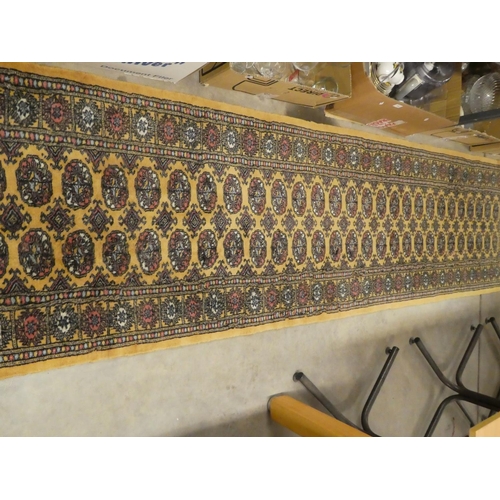 2591 - Bukhara Design Wool Runner, approx 312 x 81cm.