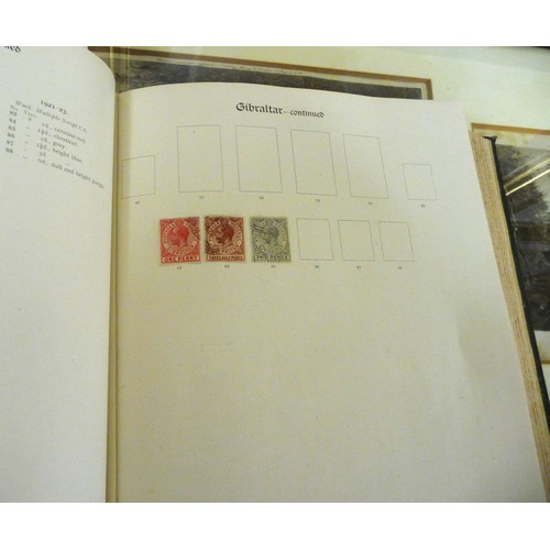 1538 - Early Vintage World Stamp Album.