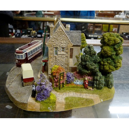 2023 - Collection of Lilliput Lane Buildings.