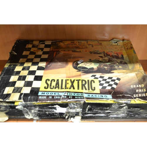 632 - Scalextric Model Motor Racing Set, Grand Prix Series