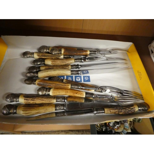 1120 - Horn Handled Steak Knives & Forks.