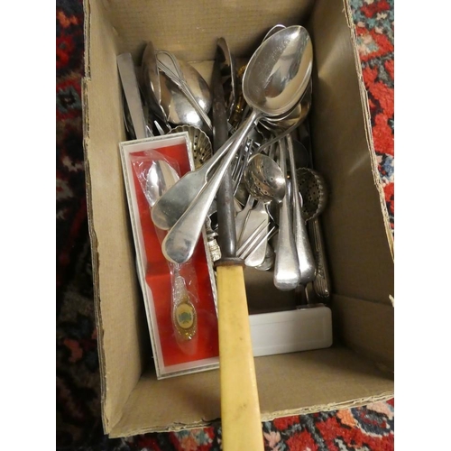 1366 - Box - Cutlery, Flatware etc.