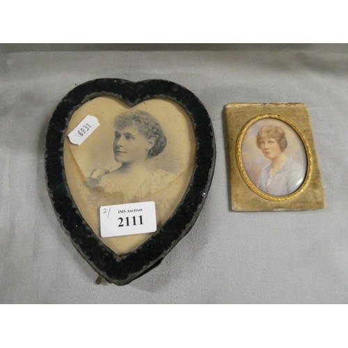 2111 - Portrait Miniature and Heart Framed Photographic Print.