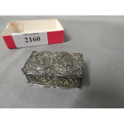 2160 - Small Embossed Silver Snuff Box, maker I.S.I, approx 0.8oz troy.