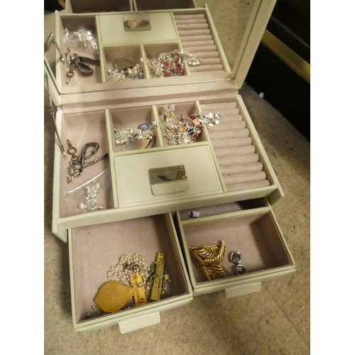 2419 - Box of Assorted Costume Jewellery.