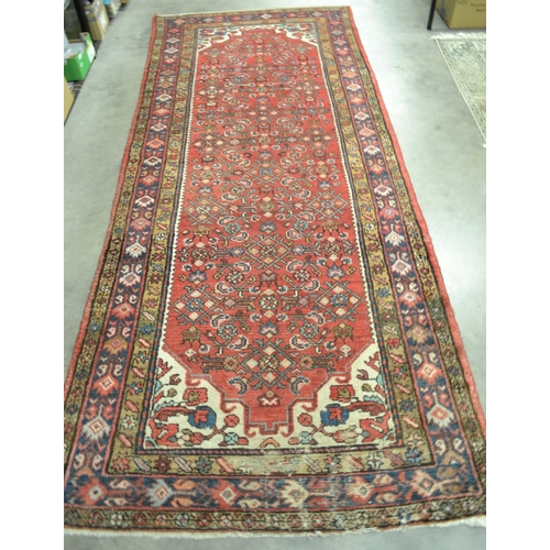 2426 - Eastern Design Wool Runner, approx 313 x 127cm.