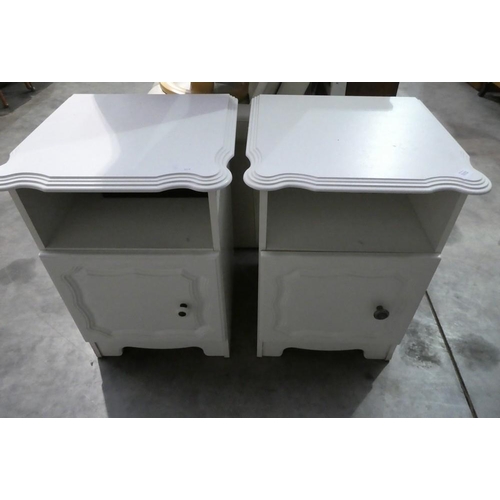 3132 - Pair of White Painted Bedside Cabinets